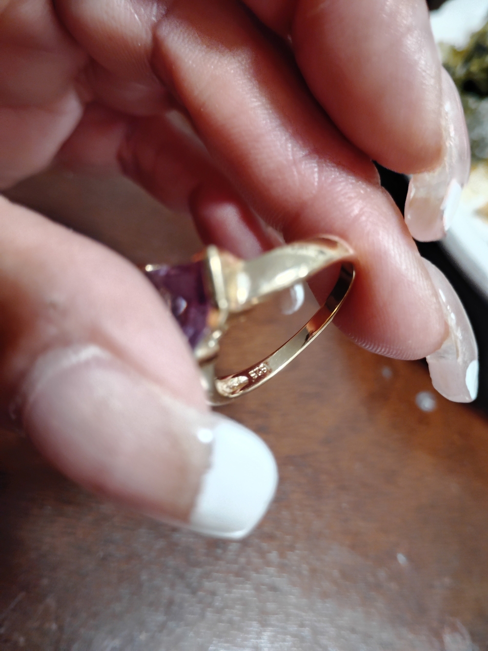 Amethyst RingTitle: Vintage 925 Gold Amethyst Shield Cut Statement Ring - Picture 6 of 10